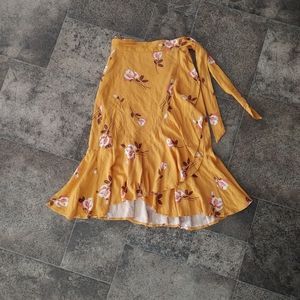 Free people, Size 0, Yellow Flower Skirt